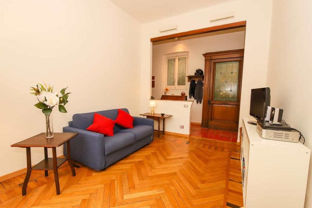 Altido Apt For 3 With Rooftop Balcony And Lovely Cityview جنوة المظهر الخارجي الصورة