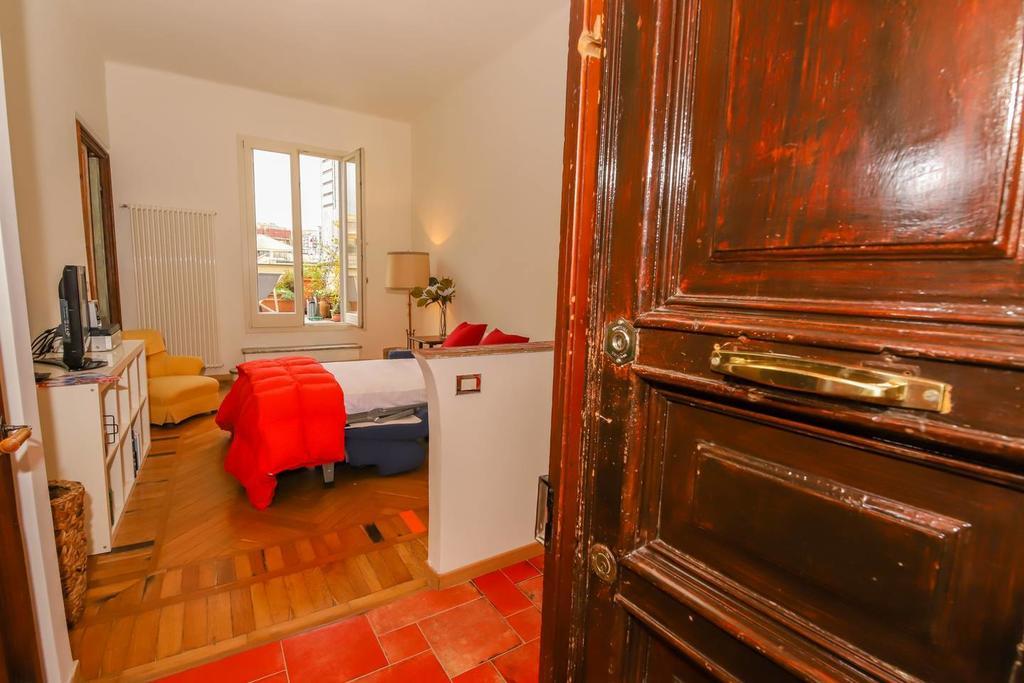 Altido Apt For 3 With Rooftop Balcony And Lovely Cityview جنوة المظهر الخارجي الصورة